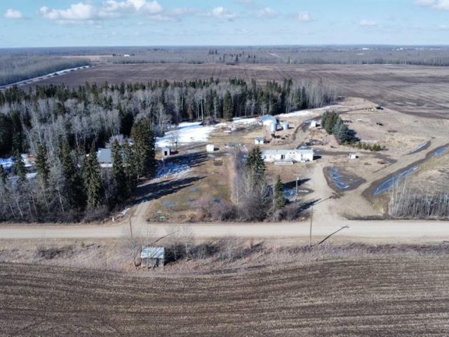 A2205561
