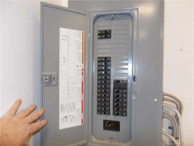 A2282240
