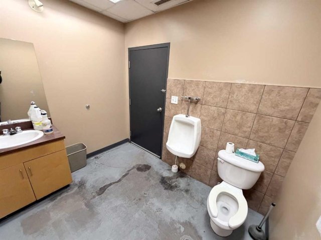 A2328395