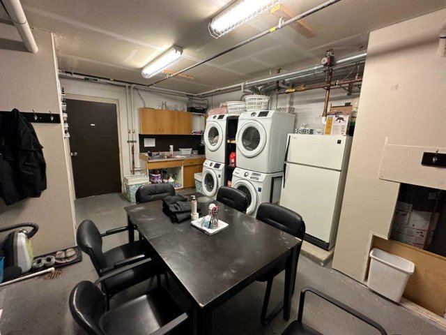 A2335661
