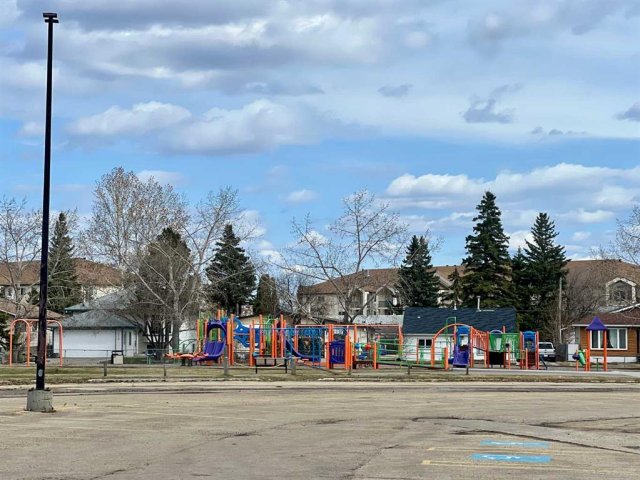 A2213855