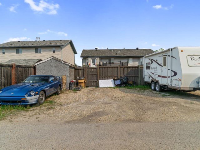 A2229883