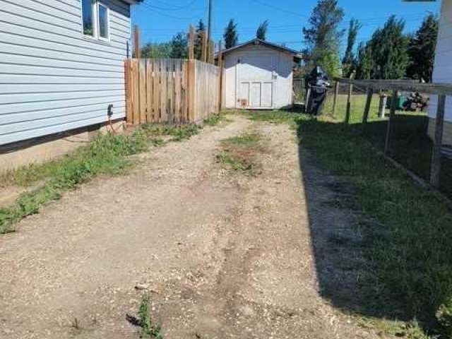 A2237482