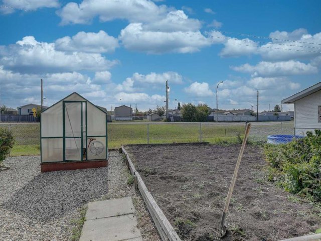 A2256758