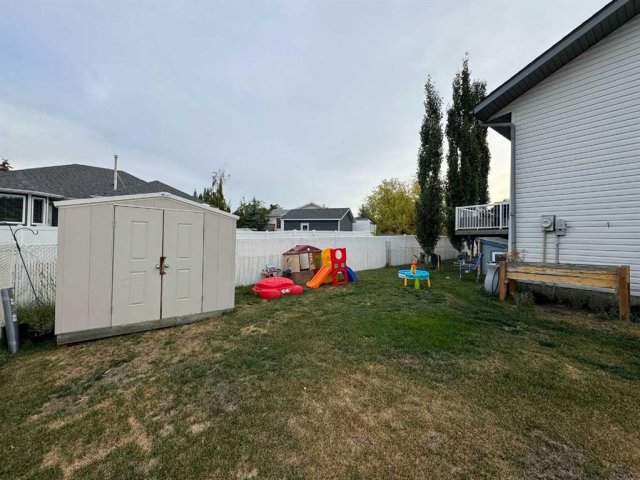 A2258281