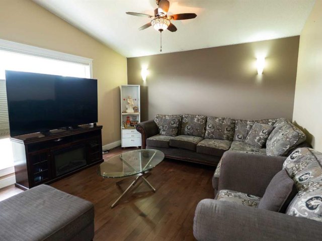 A2310956
