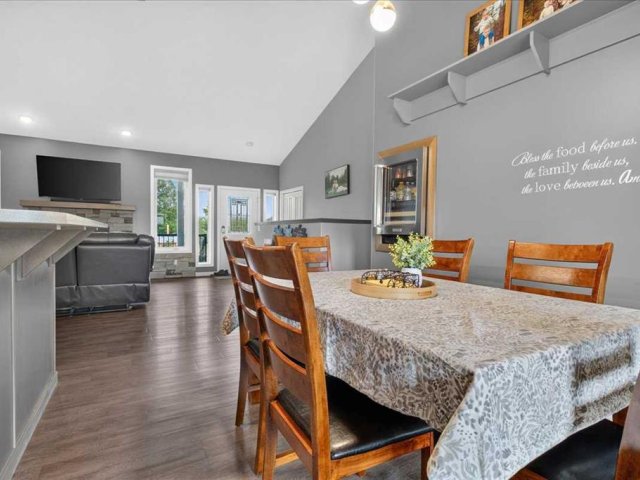 A2326057