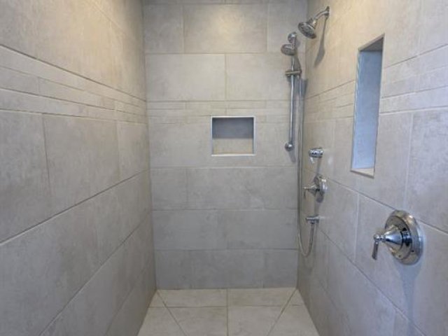 A2329231