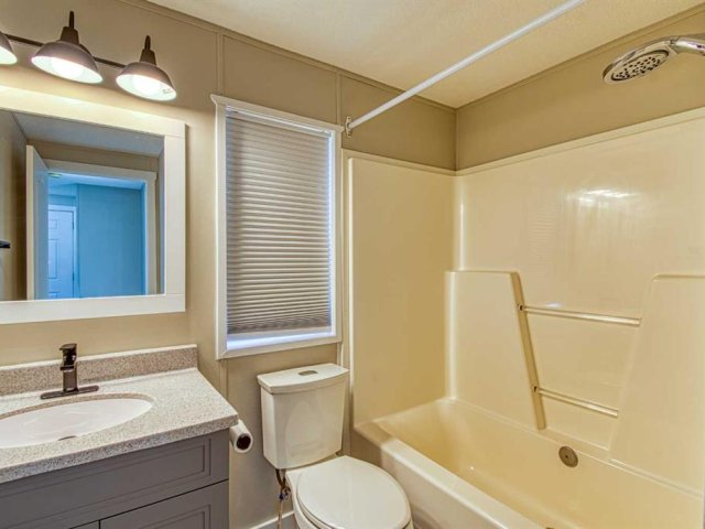 A2332070