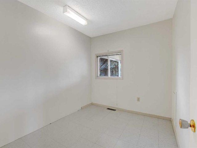 A2334429