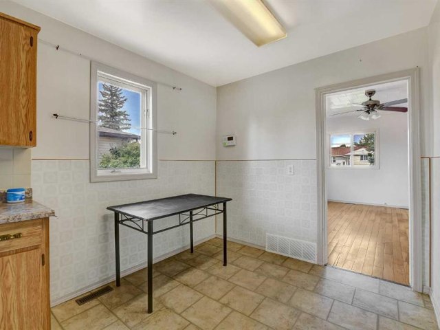 A2334429