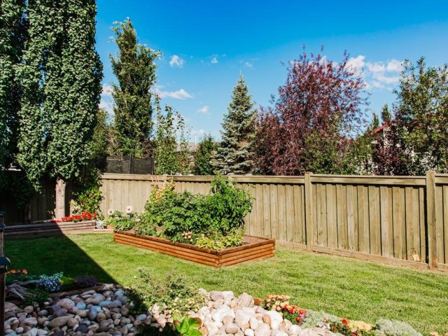 A2338057