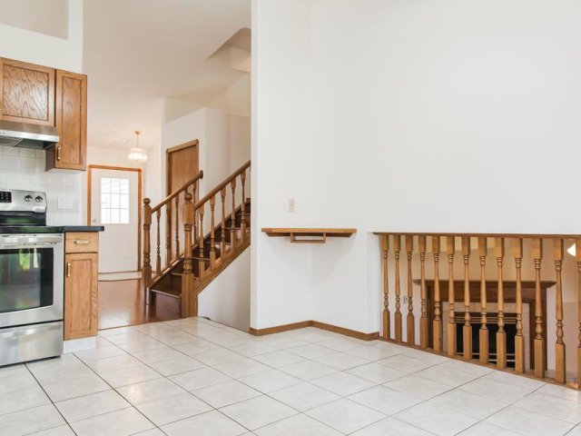 A2338458