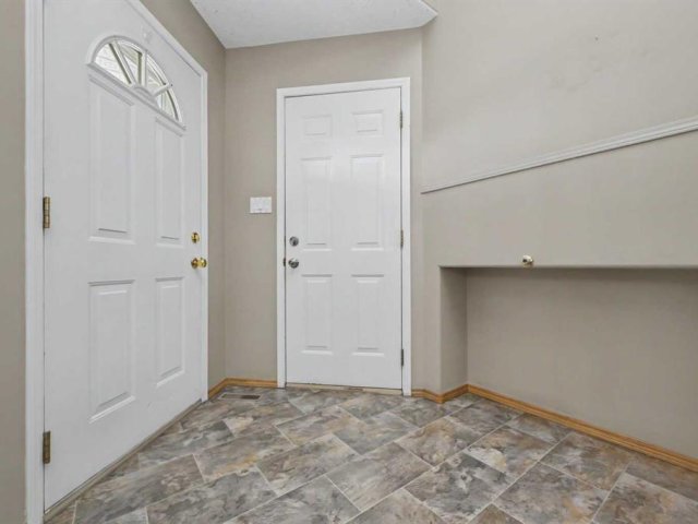 A2338892