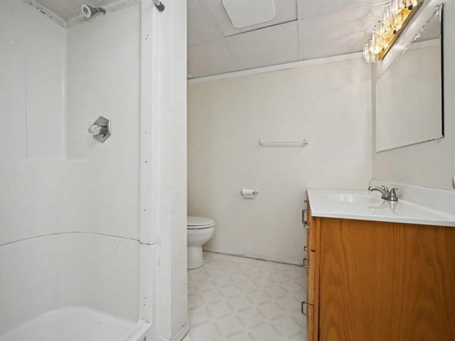 A2338892