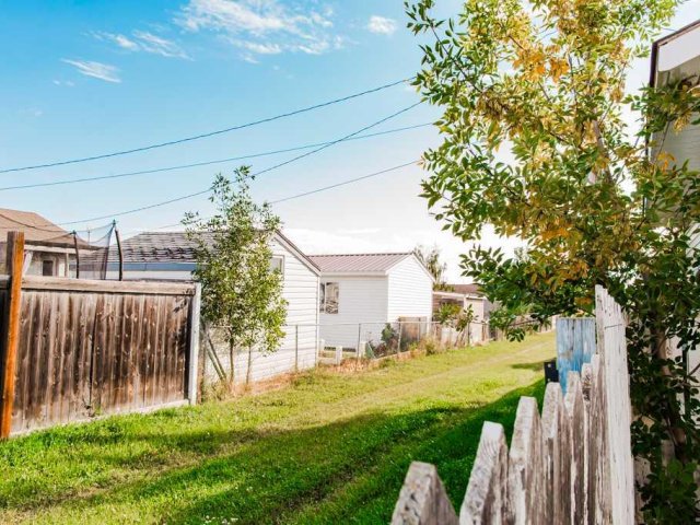 A2341817